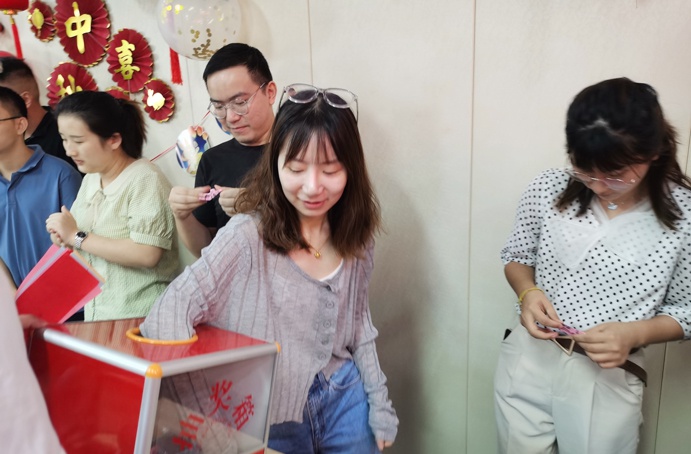 共青團南昌市政建設(shè)集團有限公司委員會舉辦了“承傳統(tǒng)文化，享團圓美滿”中秋主題活動6913.jpg