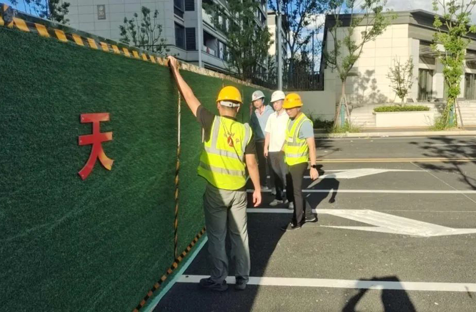 南昌市政建設(shè)集團(tuán)開展占道施工安全專項(xiàng)整治行動