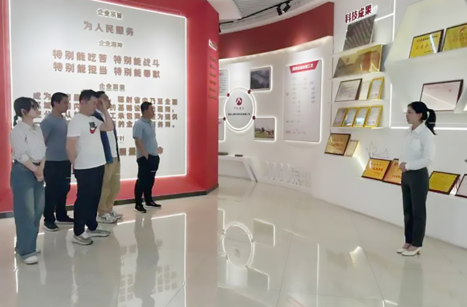 南昌市政建設集團開展“重溫奮斗史，啟航新征程”企業(yè)展廳講解活動